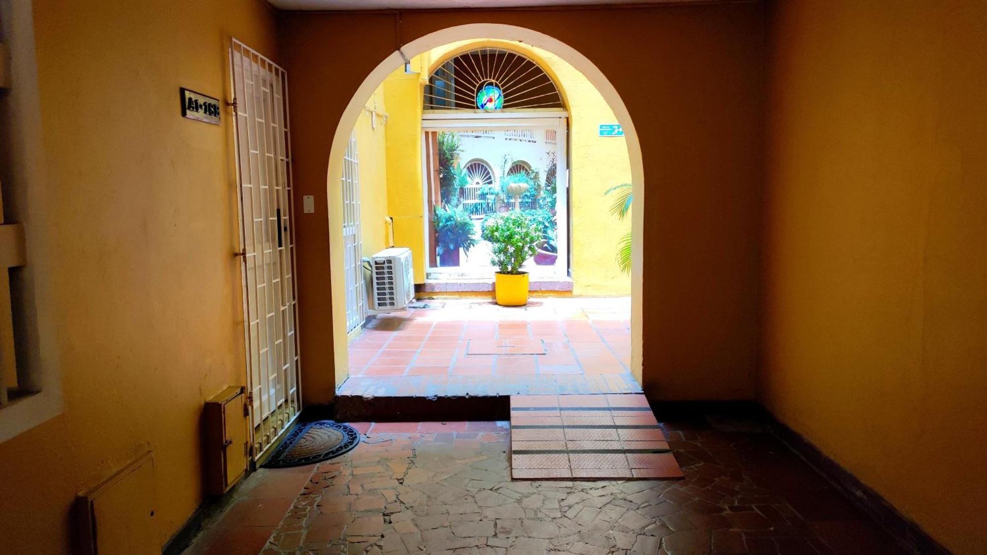 Happy Tours Apartments Cartagena Екстериор снимка